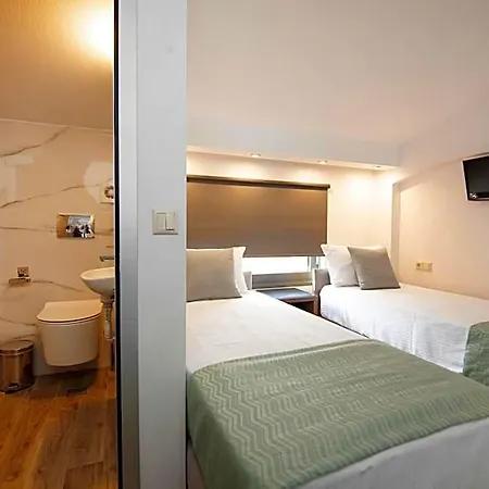 Hotel 4- Family